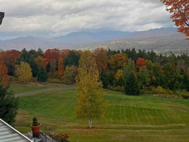 $3,200,000 | 24 Upper Judson Lane, Stowe, VT 05672