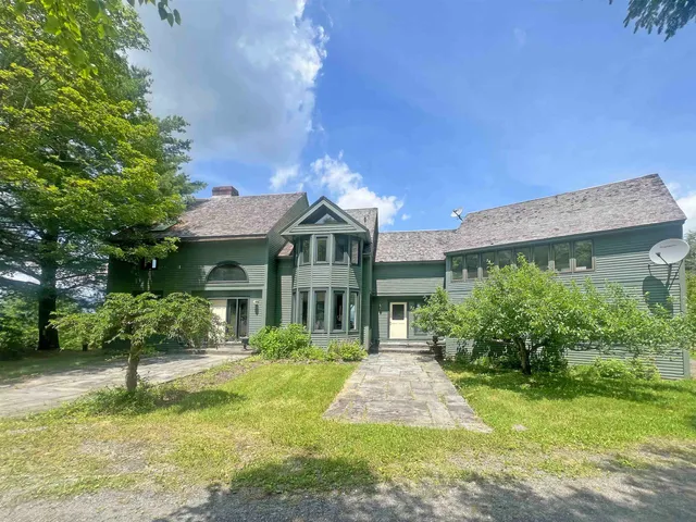 $3,200,000 | 24 Upper Judson Lane, Stowe, VT 05672