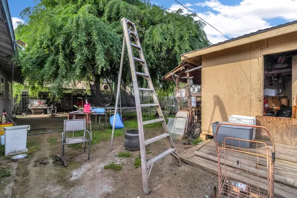 $280,000 | 125 12th Street, Orange Cove, CA 93646