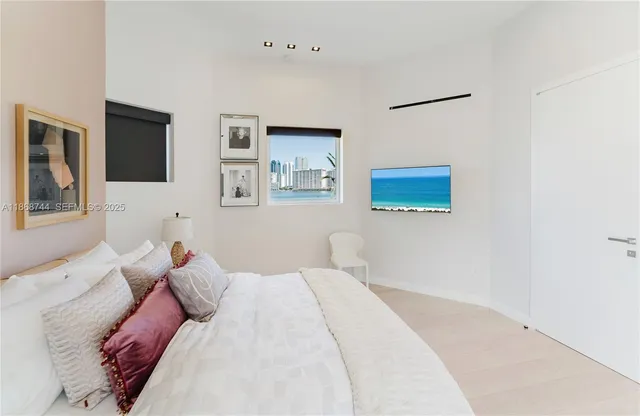 $70,000 | 3916 Island Estates Drive, Aventura, FL 33160