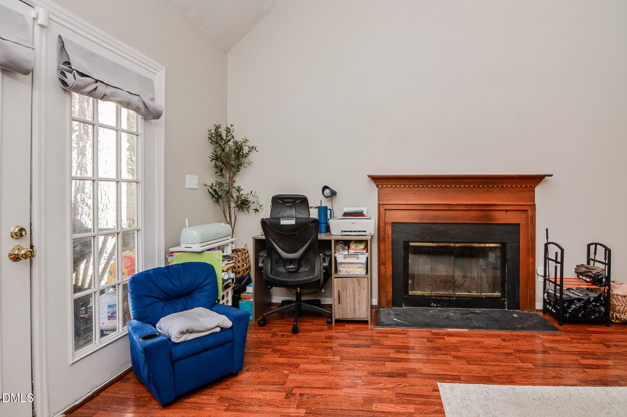 4932 Liverpool Lane Raleigh, NC 27604 - Photo 20 of 35 4932-GreatRm2-edited