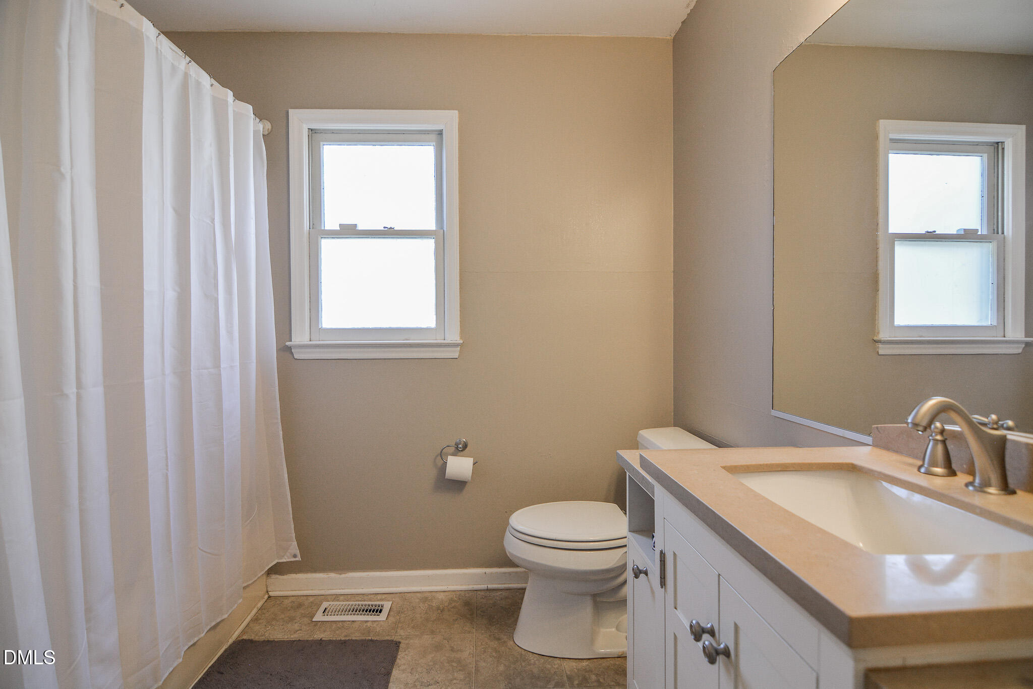 4932 Liverpool Lane Raleigh, NC 27604 - Photo 24 of 35 4932-Bath2a