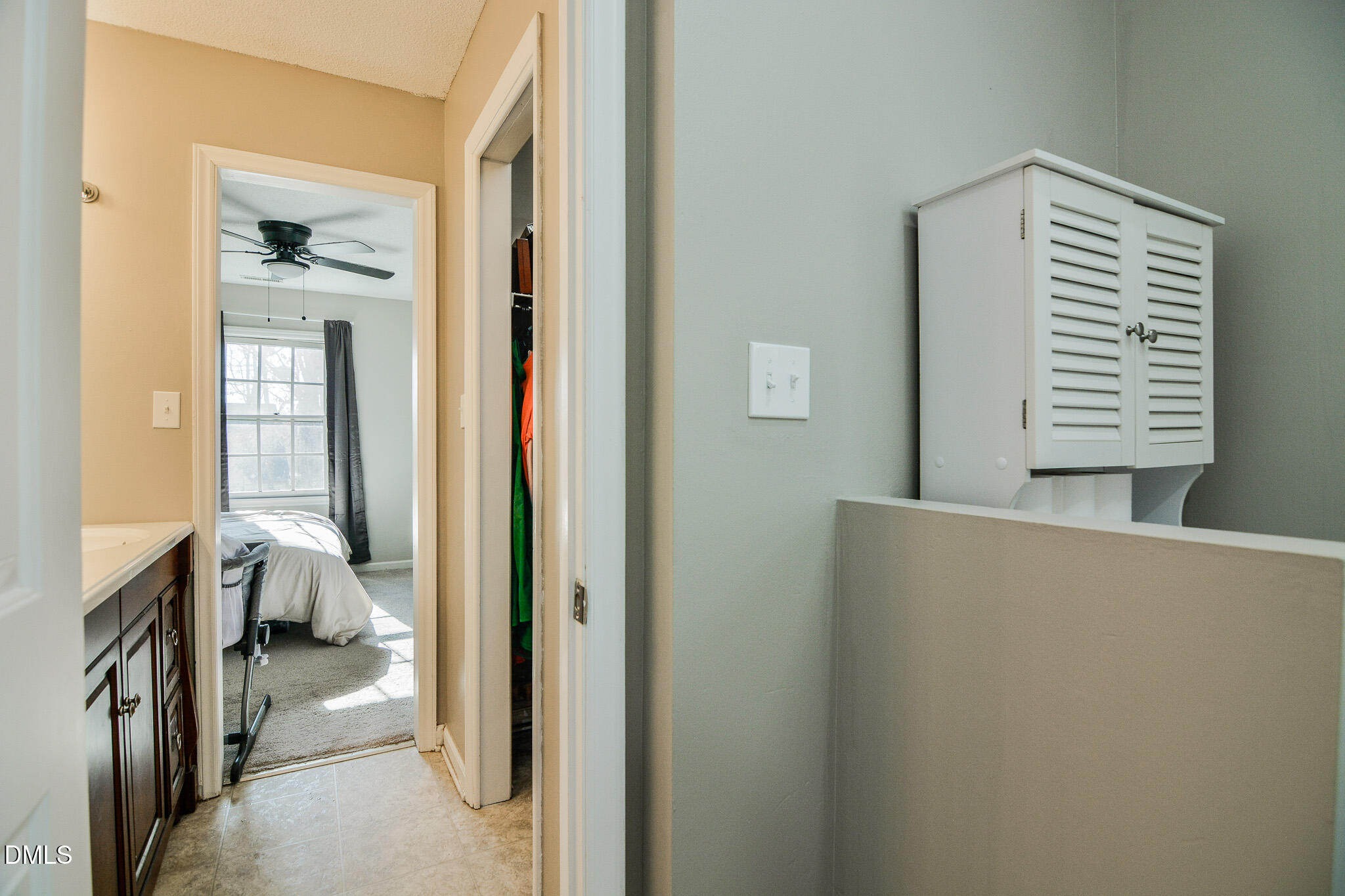 4932 Liverpool Lane Raleigh, NC 27604 - Photo 29 of 35 4932-Bath1