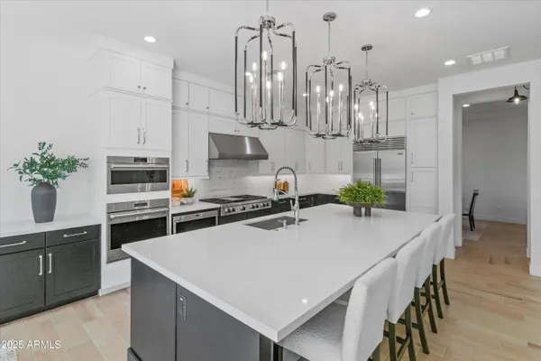 $5,750 | 3890 East Andalusia Avenue, Gilbert, AZ 85298