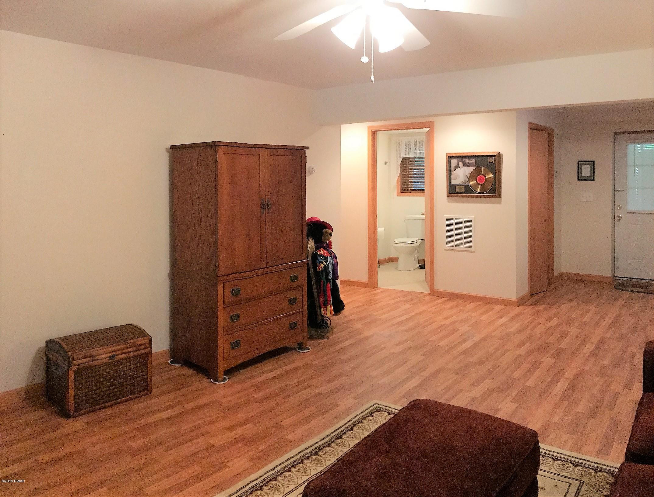 2851 Rockway Road Lake Ariel, PA 18436 - Photo 30 of 55