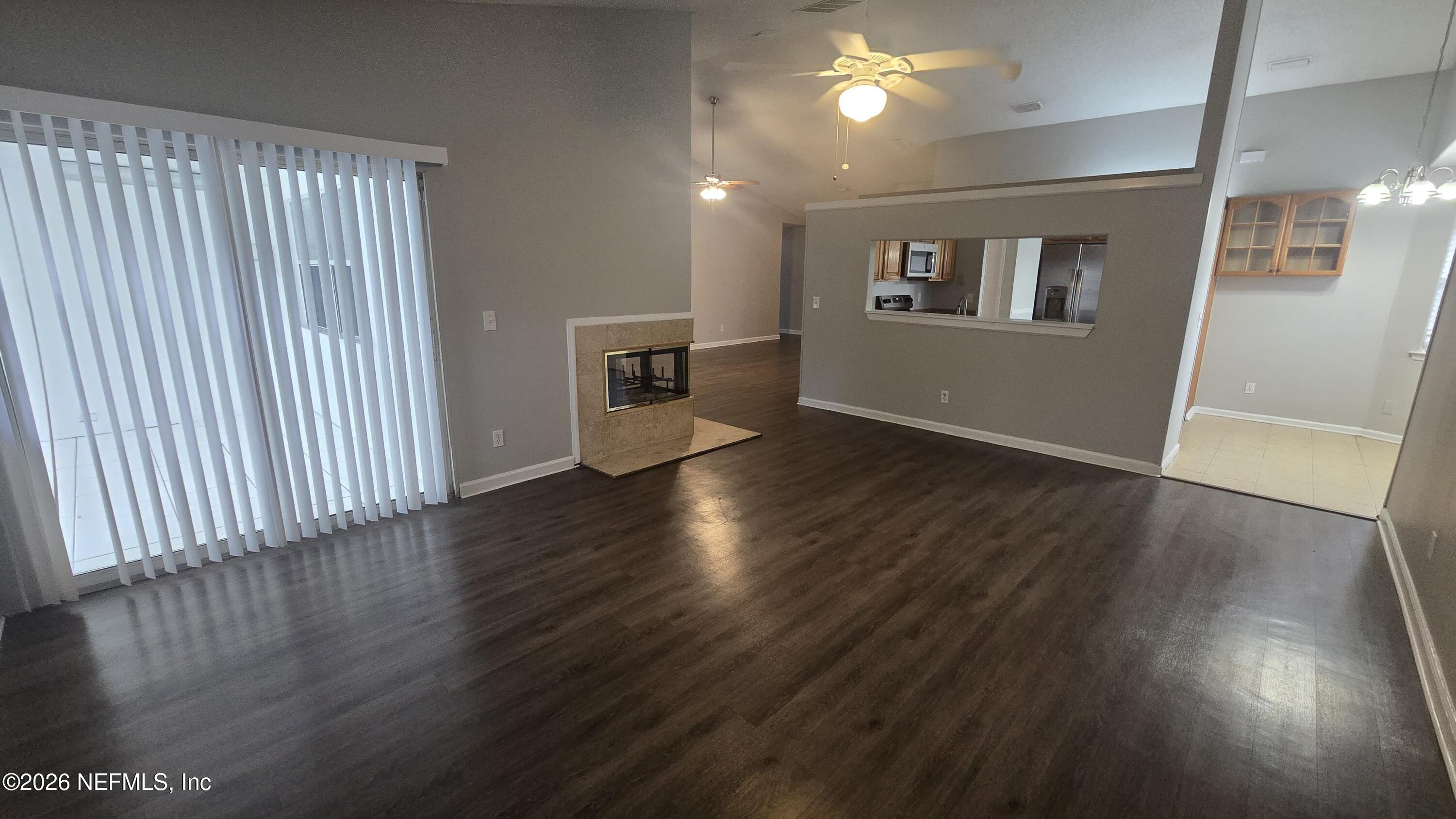 2139 Lady Di Lane Jacksonville, FL 32246 - Photo 5 of 20 L16