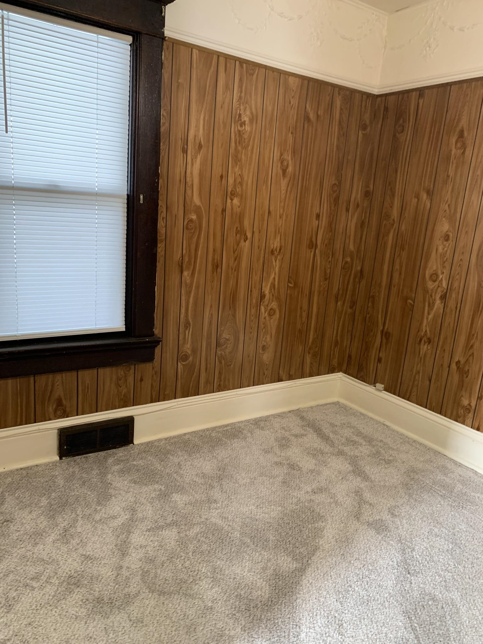 507 South Cedar Street Marshfield, WI 54449 - Photo 12 of 38