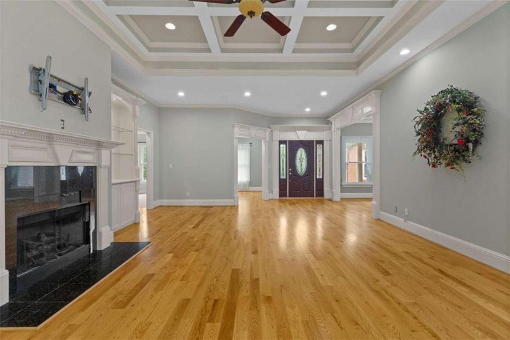 124 Sweet Water Ridge Hoschton, GA 30548 - Photo 12 of 77 Gallery Image 12