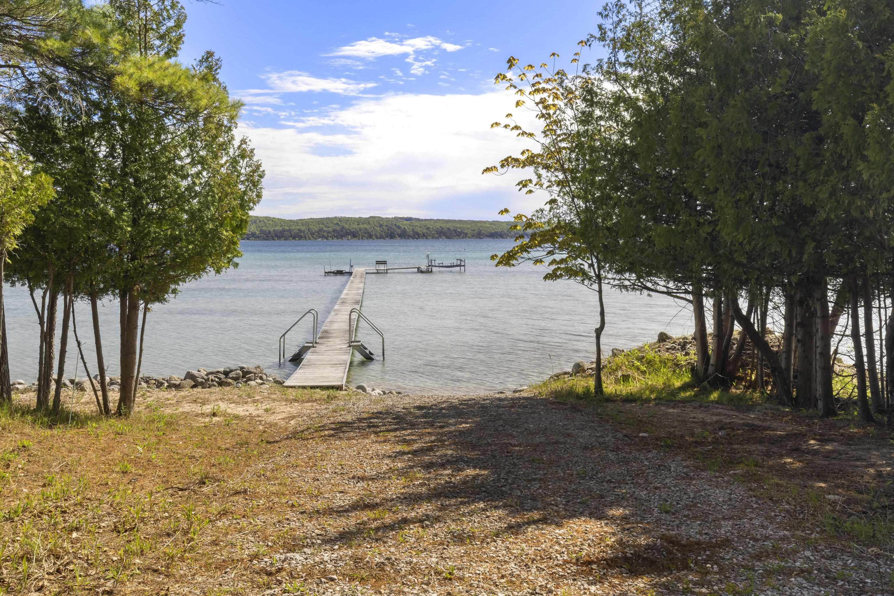3151 Crystal Drive, Unit A Beulah, MI 49617 - Photo 5 of 69