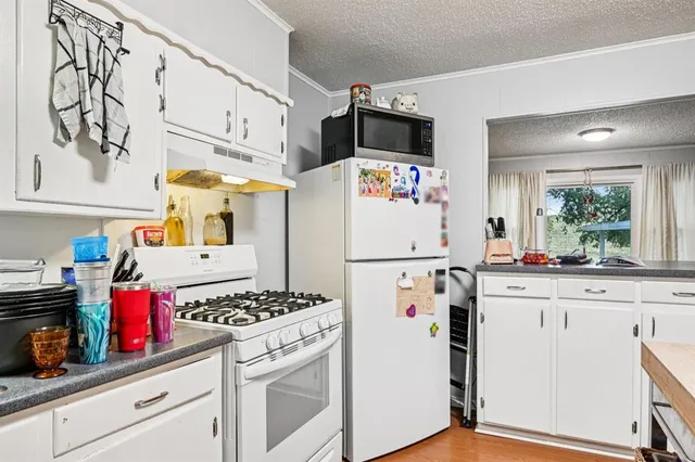 $315,000 | 6220 Walnut Drive, Fort Worth, TX 76114