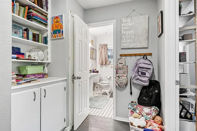 $315,000 | 6220 Walnut Drive, Fort Worth, TX 76114