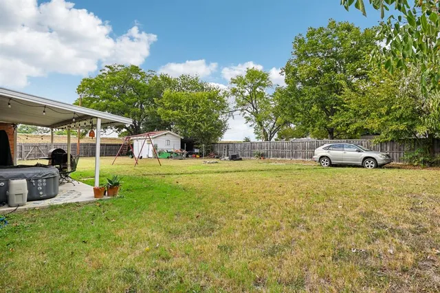 $315,000 | 6220 Walnut Drive, Fort Worth, TX 76114