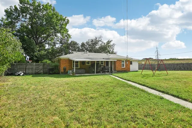 $315,000 | 6220 Walnut Drive, Fort Worth, TX 76114