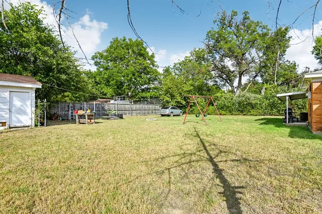 $315,000 | 6220 Walnut Drive, Fort Worth, TX 76114