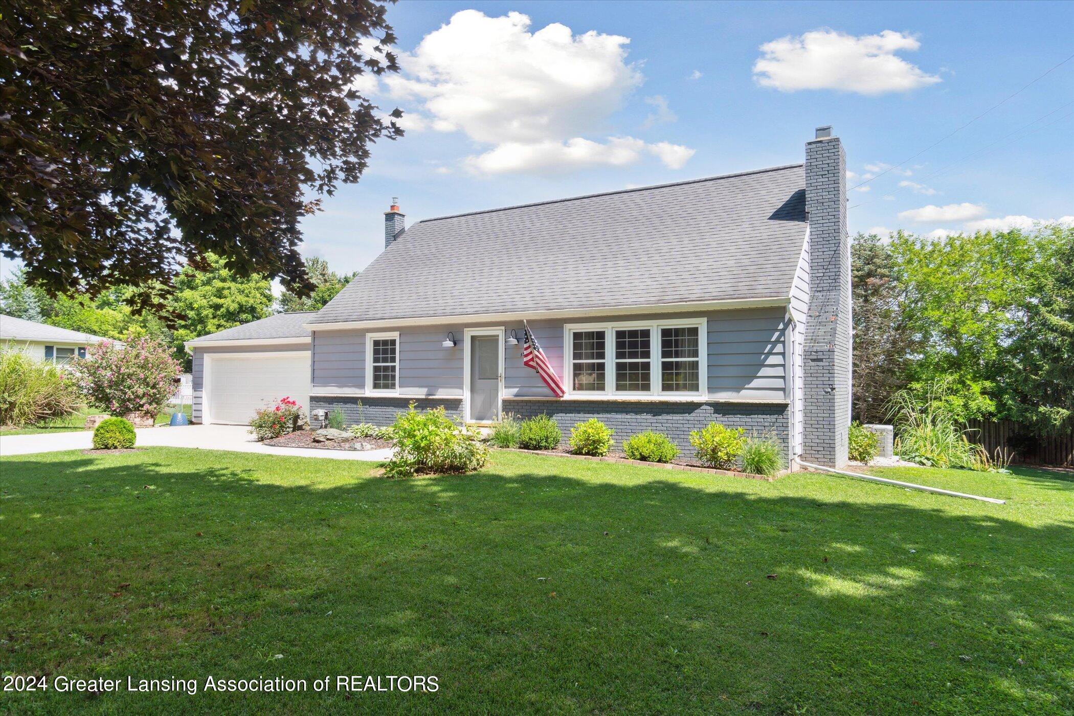 13121 Tucker Road Dewitt, MI 48820 - Photo 2 of 56 Front View