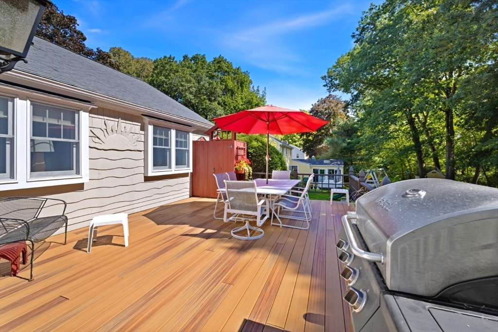 46 Pine Hill Road Lynnfield, MA 01940 - Photo 30 of 40 Gallery Image 30