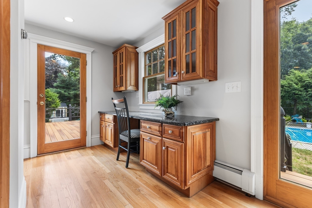 46 Pine Hill Road Lynnfield, MA 01940 - Photo 9 of 40 Gallery Image 9
