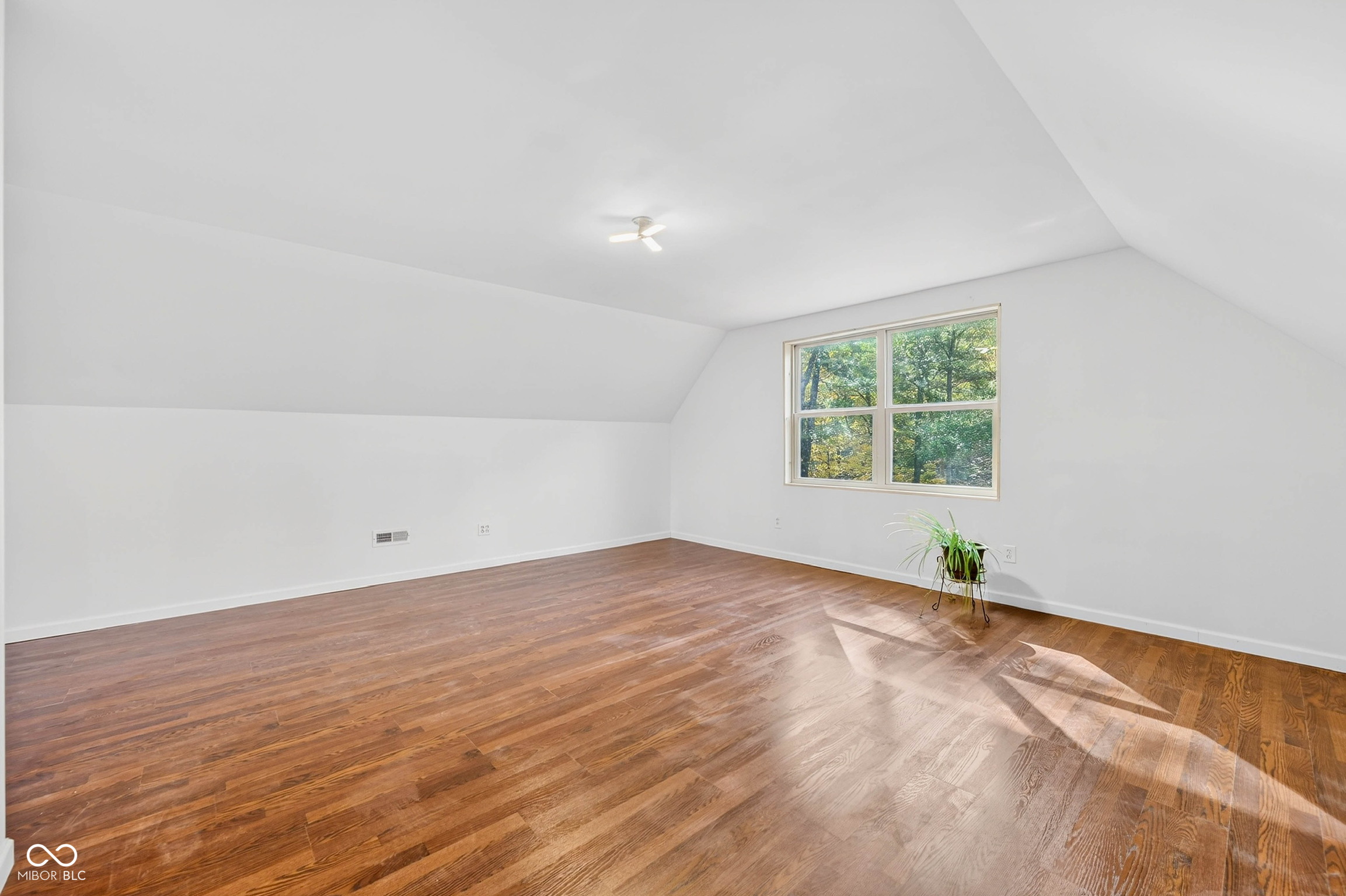 11035 North Old 135 Road Vallonia, IN 47281 - Photo 29 of 30