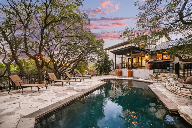$1,595,000 | 9106 Glenlake Drive, Austin, TX 78730