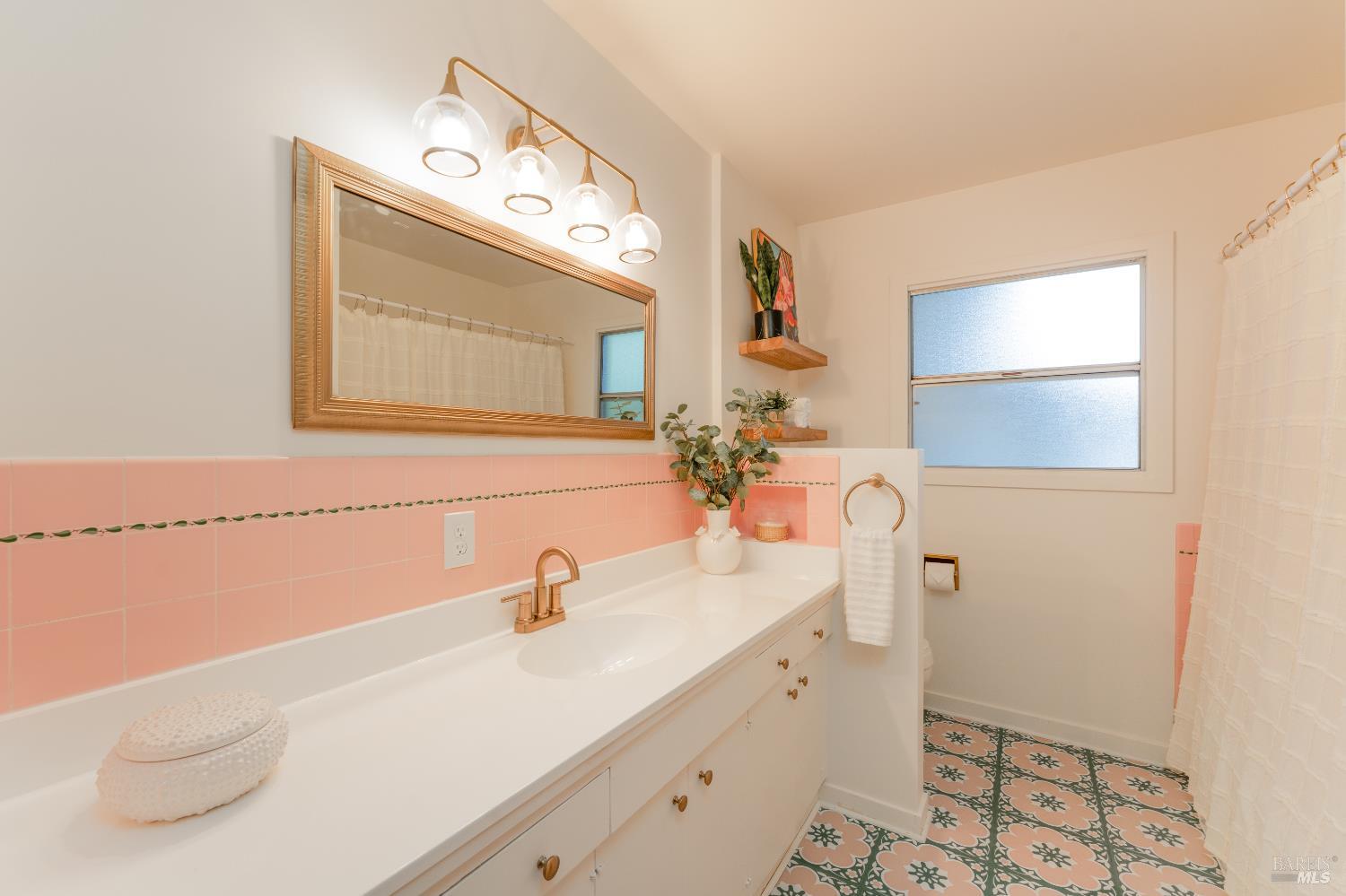 744 South Spring Street Ukiah, CA 95482 - Photo 7 of 31