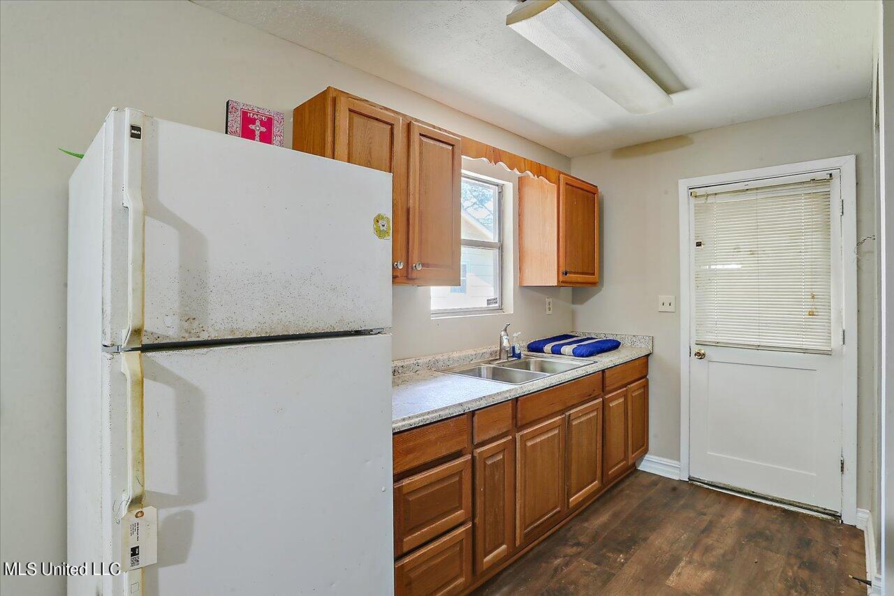 3248 Mable Street Jackson, MS 39209 - Photo 3 of 12 20230814194435315143000000-o