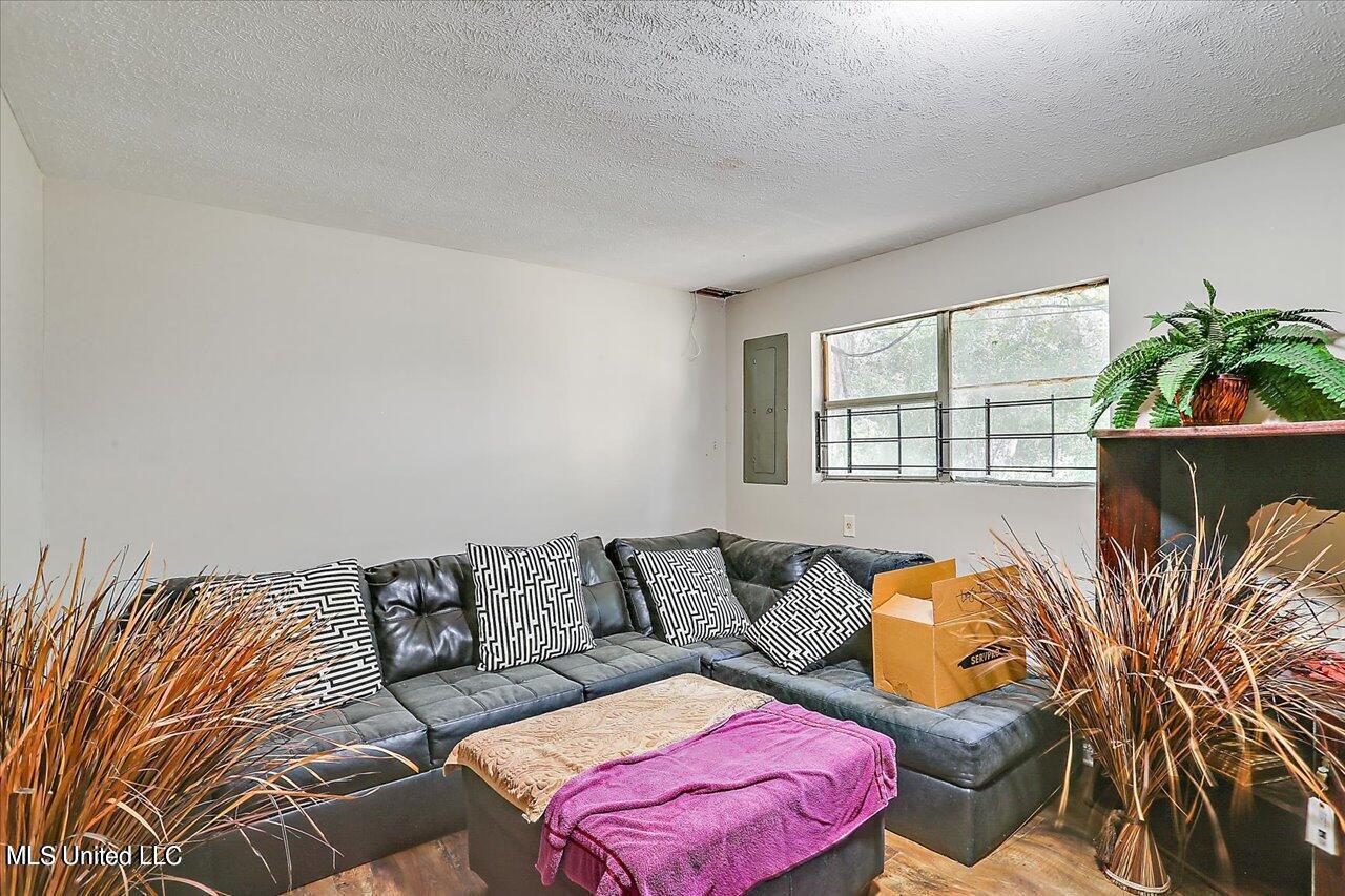 3248 Mable Street Jackson, MS 39209 - Photo 8 of 12 20230814194542510040000000-o