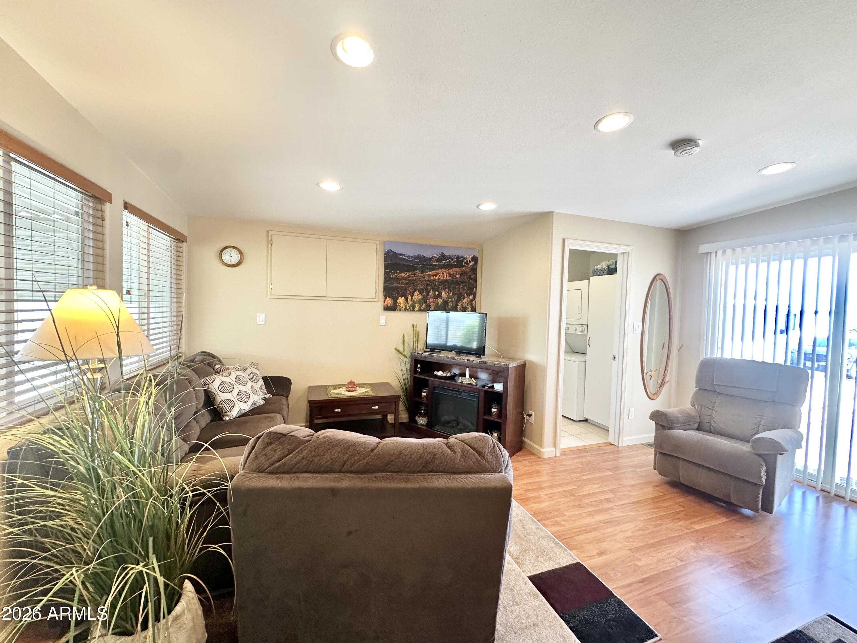 111 South Greenfield Road, Unit 790 Mesa, AZ 85206 - Photo 37 of 71 GORGEOUS AZ ROOM