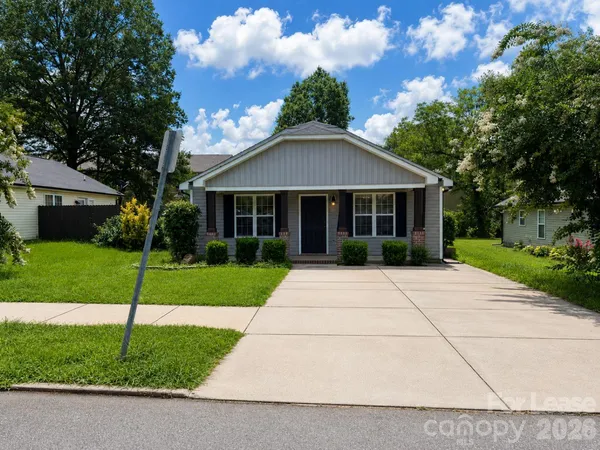$1,800 | 41 St Mary Avenue Northwest, Concord, NC 28025