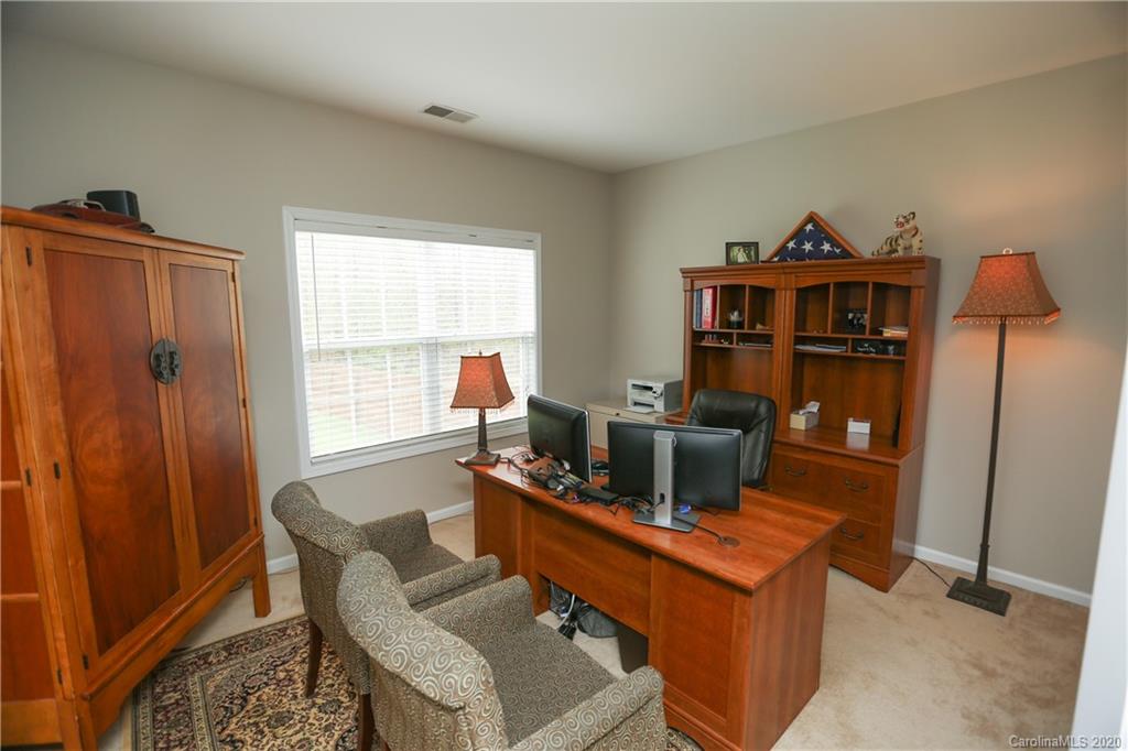 11911 Erwin Ridge Avenue Charlotte, NC 28213 - Photo 10 of 35 Gallery Image 10