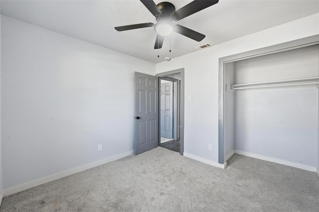 3922 Rainier Street Irving, TX 75062 - Photo 16 of 25