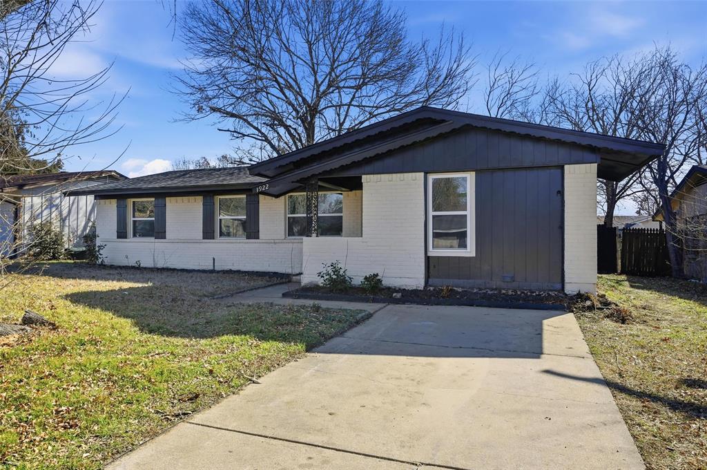 3922 Rainier Street Irving, TX 75062 - Photo 2 of 25