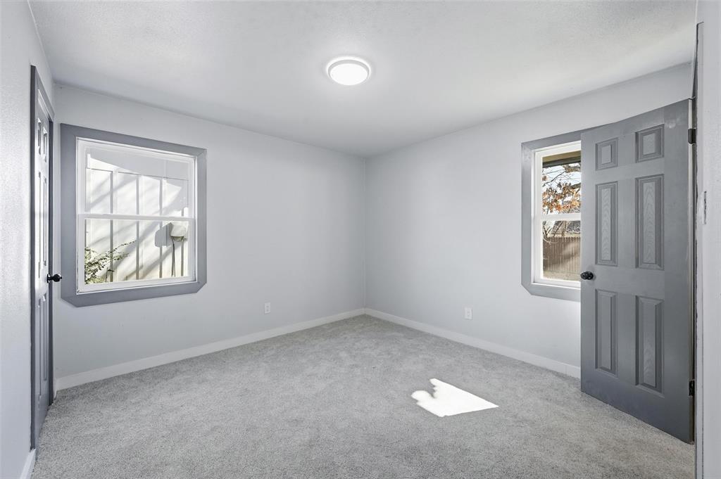 3922 Rainier Street Irving, TX 75062 - Photo 23 of 25