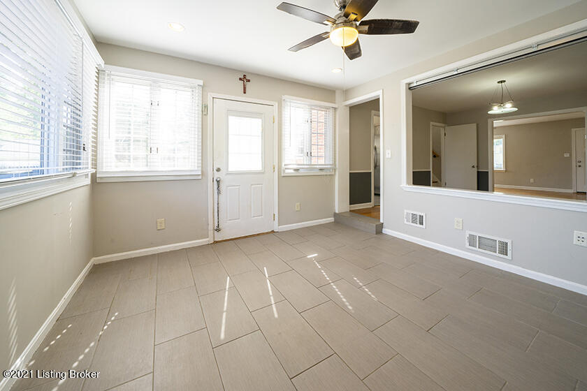 215 Alcott Road Louisville, KY 40207 - Photo 23 of 42 23