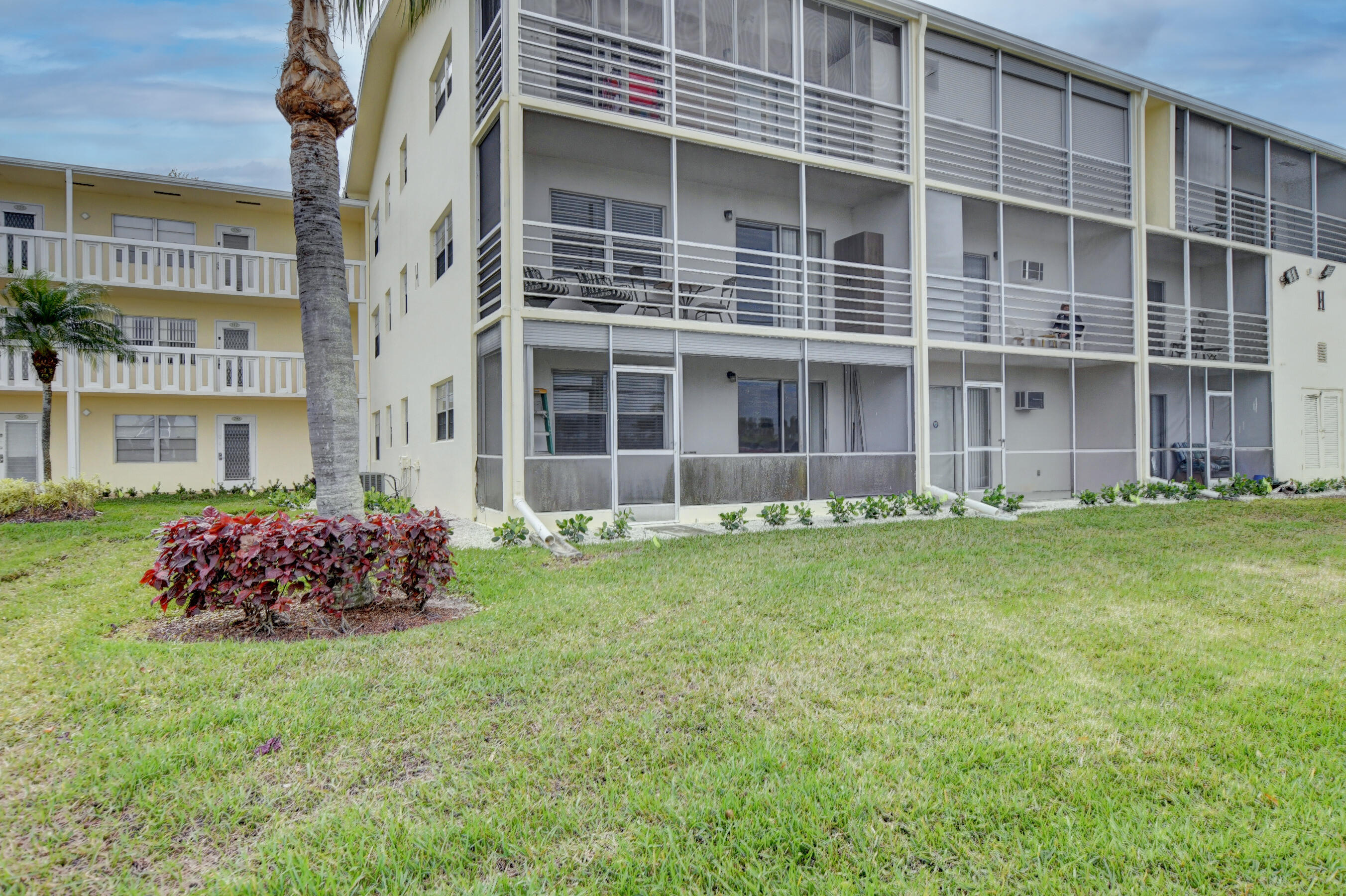 299 Dorset H Boca Raton, FL 33434 - Photo 18 of 20 EBF_8587And4more