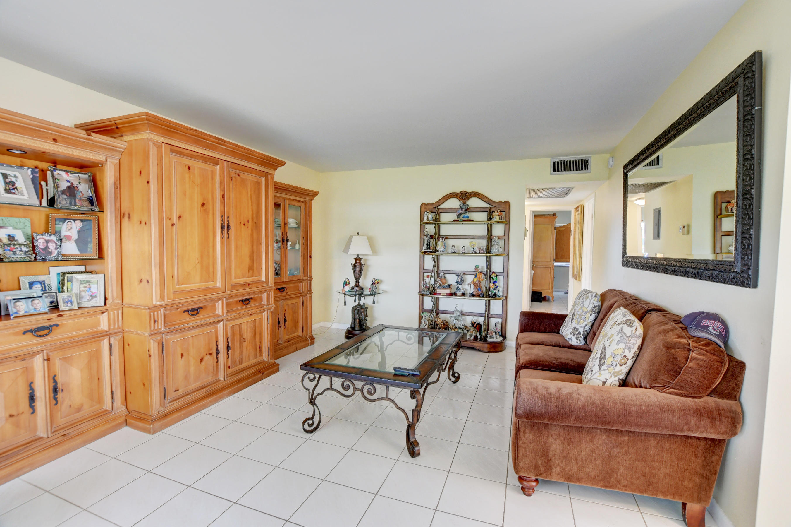 299 Dorset H Boca Raton, FL 33434 - Photo 8 of 20 EBF_8502And4more