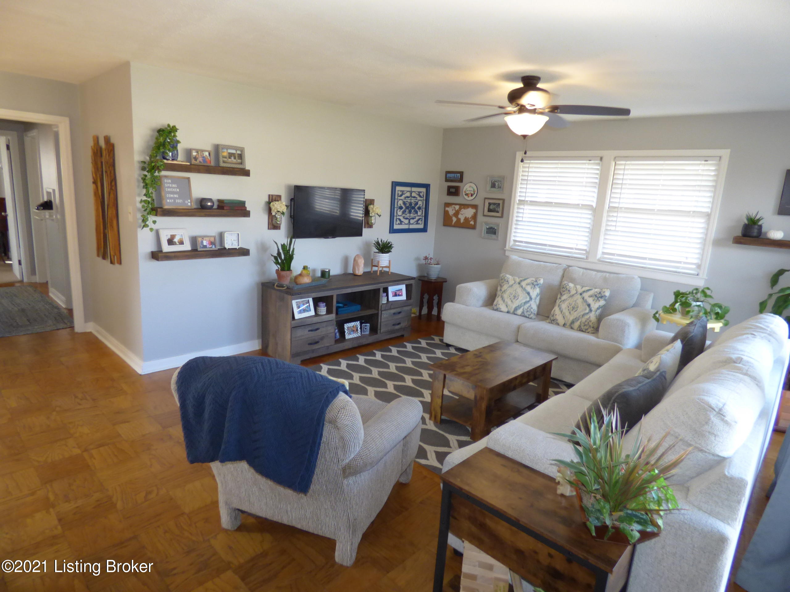 3109 Rosedale Boulevard Louisville, KY 40220 - Photo 6 of 40 P1310653