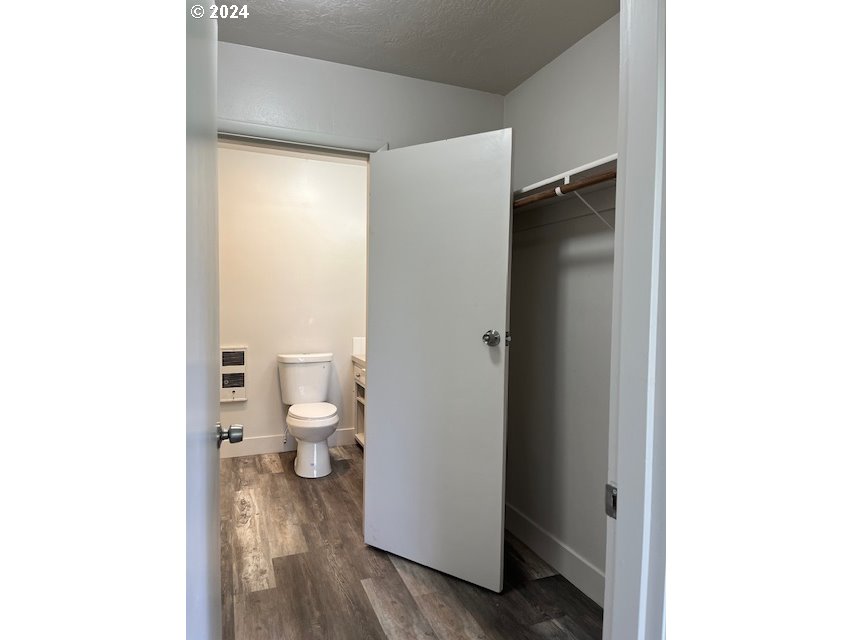22510 Boones Ferry Road Northeast Aurora, OR 97002 - Photo 13 of 32 Gallery Image 13