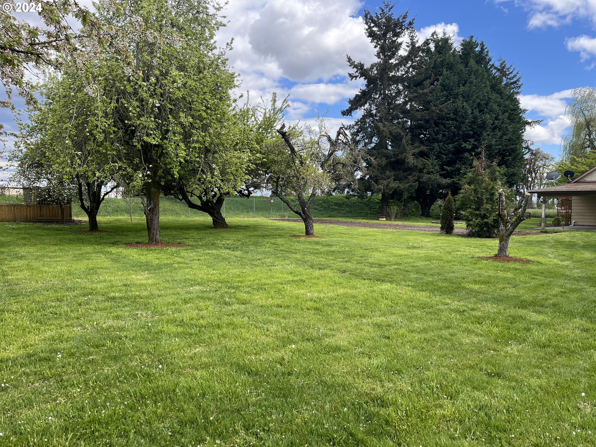 22510 Boones Ferry Road Northeast Aurora, OR 97002 - Photo 21 of 32 Gallery Image 21