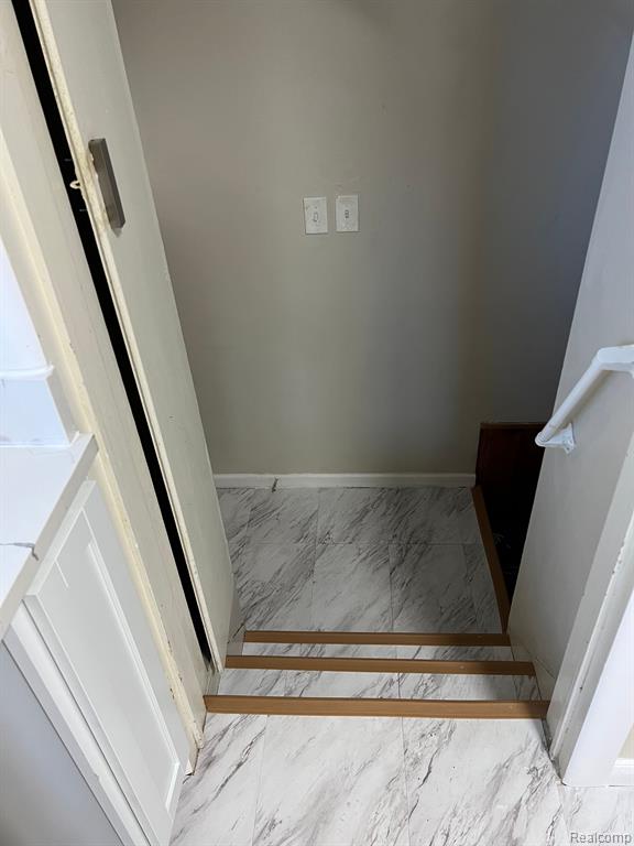 23721 David Avenue Eastpointe, MI 48021 - Photo 9 of 17