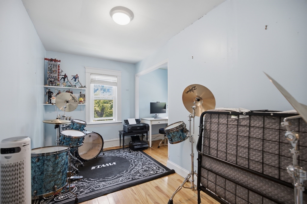 52 Eagle Road Worcester, MA 01605 - Photo 30 of 42