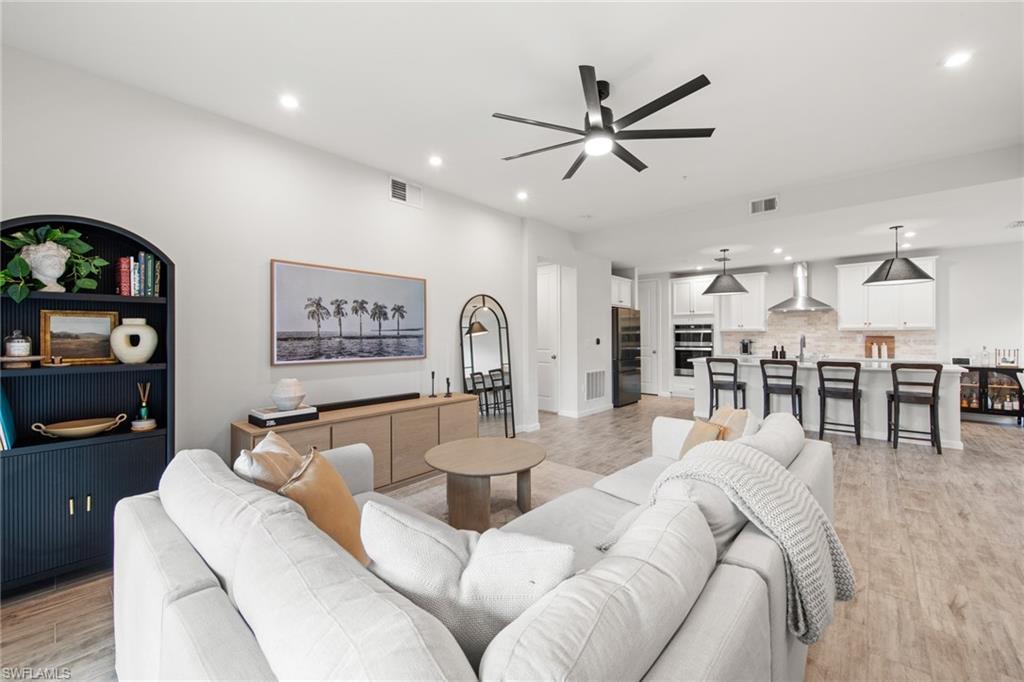 4688 Arboretum Circle, Unit 101 Naples, FL 34112 - Photo 13 of 24