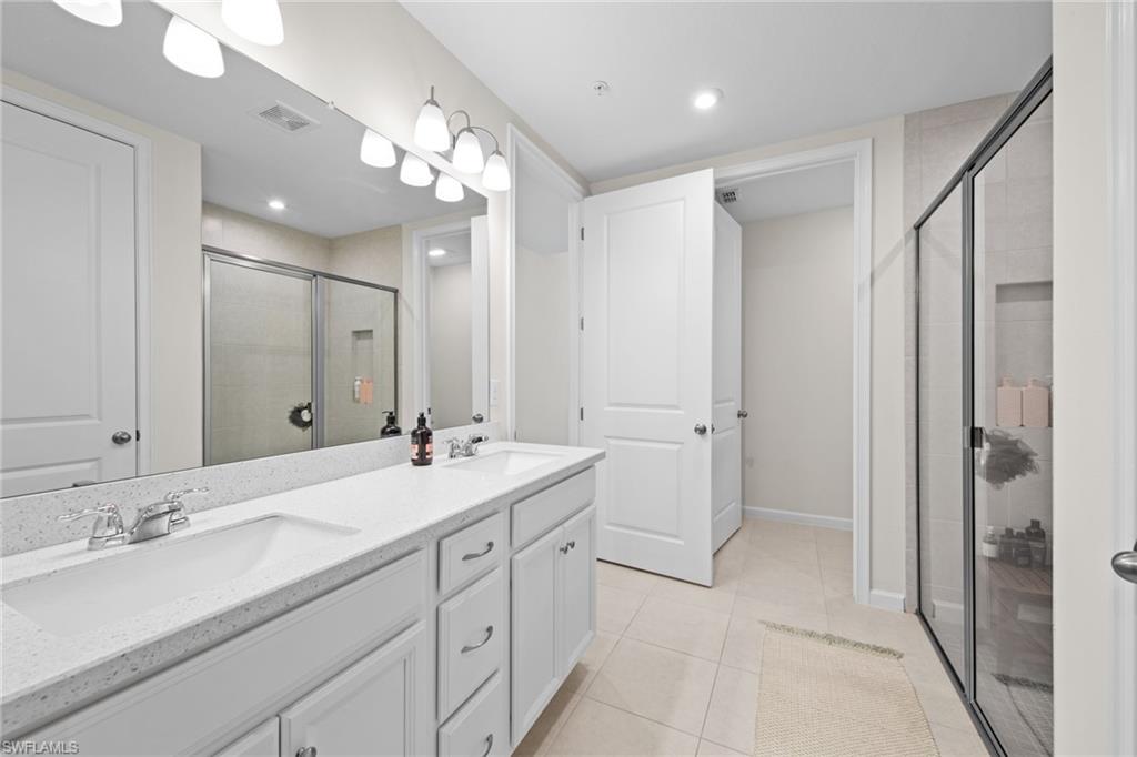 4688 Arboretum Circle, Unit 101 Naples, FL 34112 - Photo 8 of 24