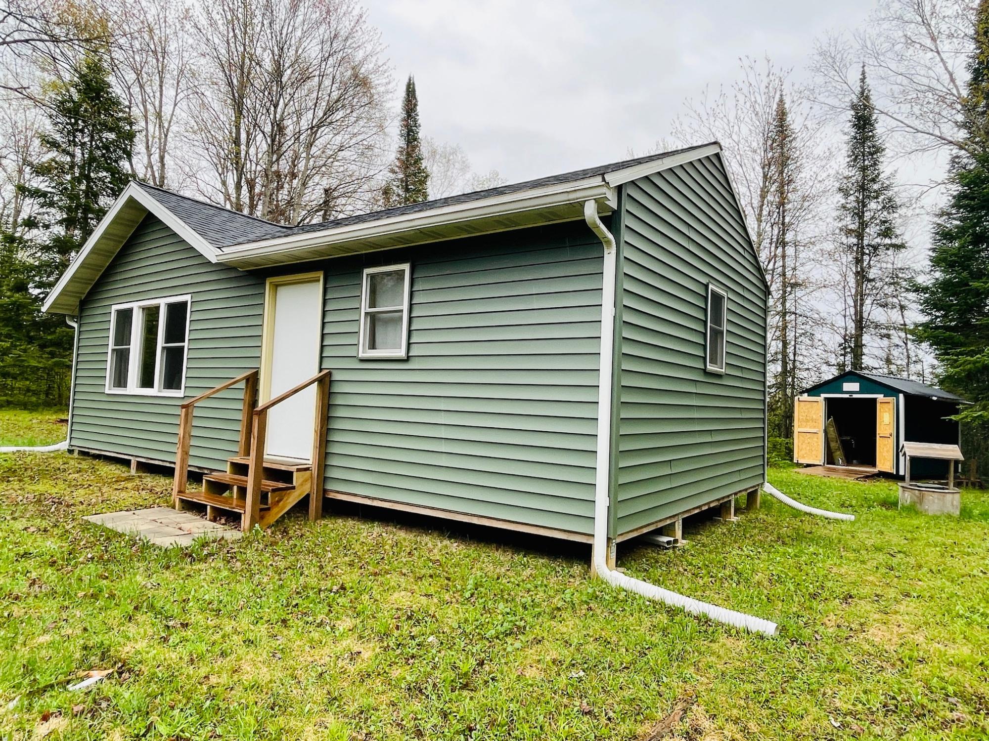 1527 Camp 6 Road Rhinelander, WI 54501 - Photo 3 of 32 Gallery Image 3
