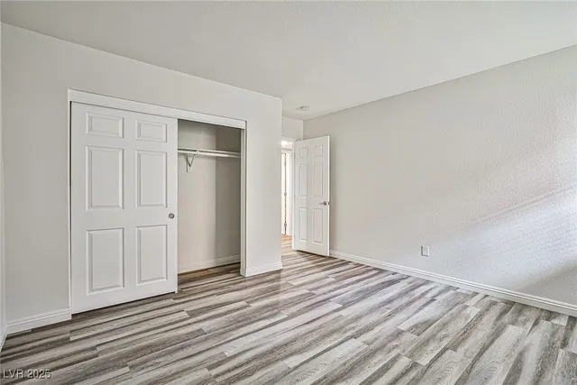 $1,390 | 5493 Indian River Drive, Unit 371, Las Vegas, NV 89103