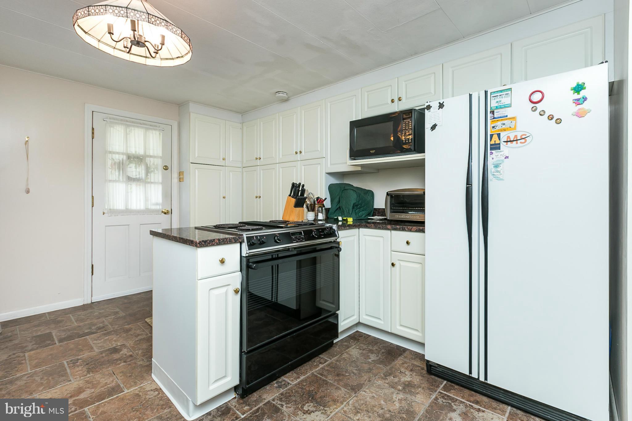14805 Falls Road Cockeysville, MD 21030 - Photo 3 of 30 Kitchen