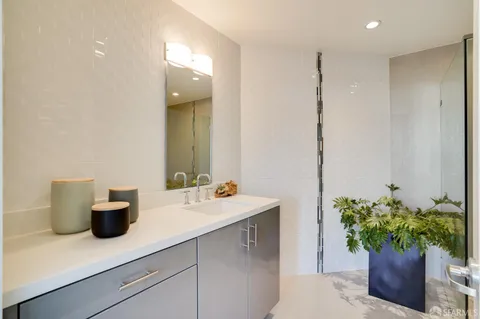 $1,795,000 | 736 Valencia Street, Unit 501, San Francisco, CA 94110