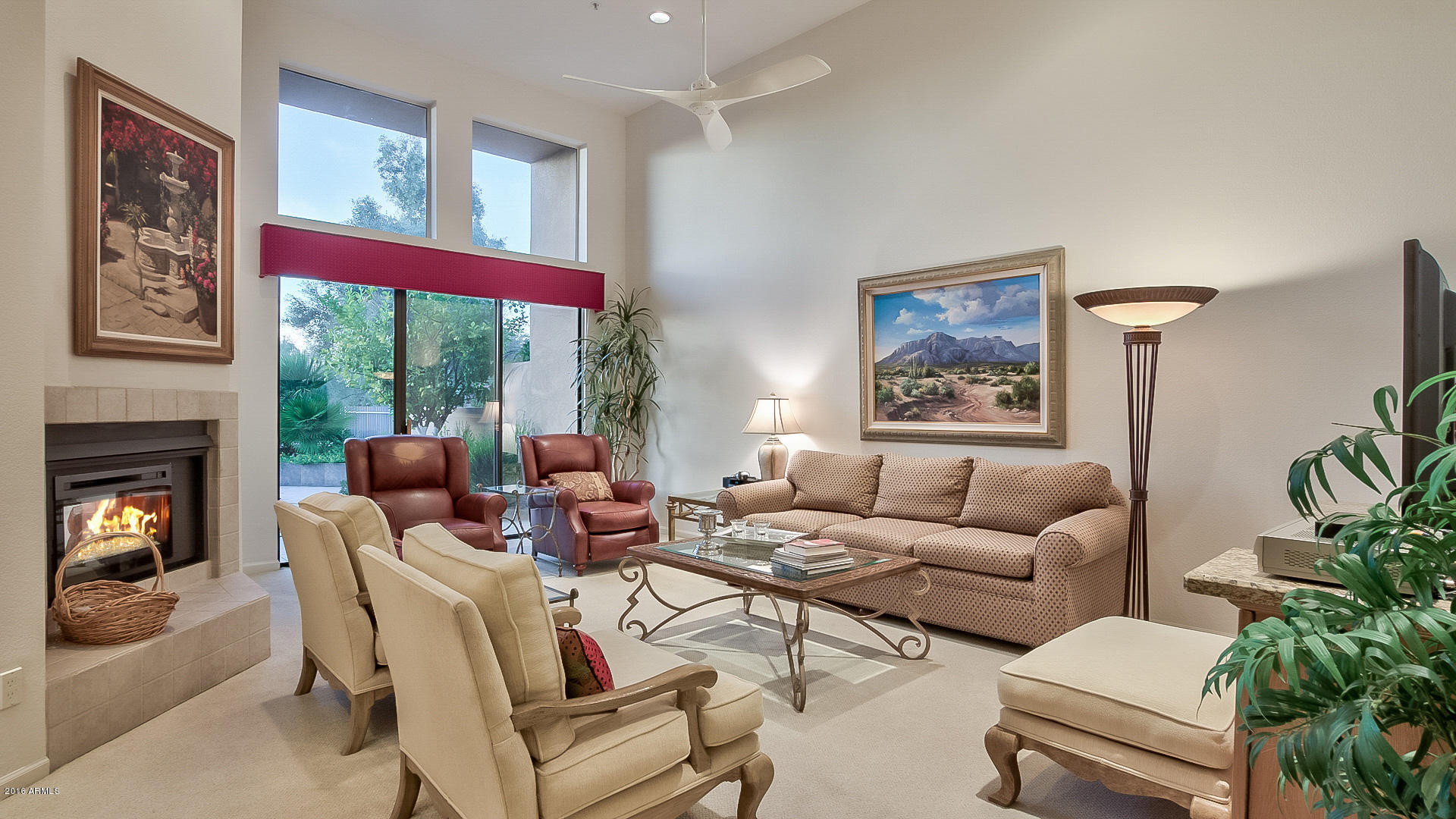 7740 East Gainey Ranch Road, Unit 18 Scottsdale, AZ 85258 - Photo 9 of 54 Living Room