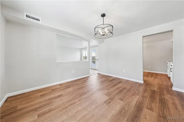 $194,999 | 32 Pebble Creek Drive, Cheektowaga, NY 14227