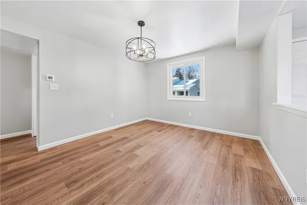 $194,999 | 32 Pebble Creek Drive, Cheektowaga, NY 14227