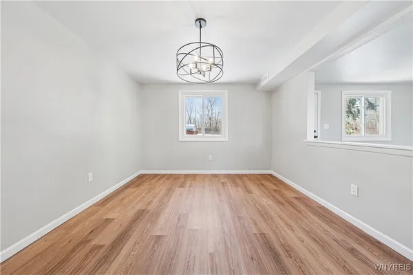 $194,999 | 32 Pebble Creek Drive, Cheektowaga, NY 14227